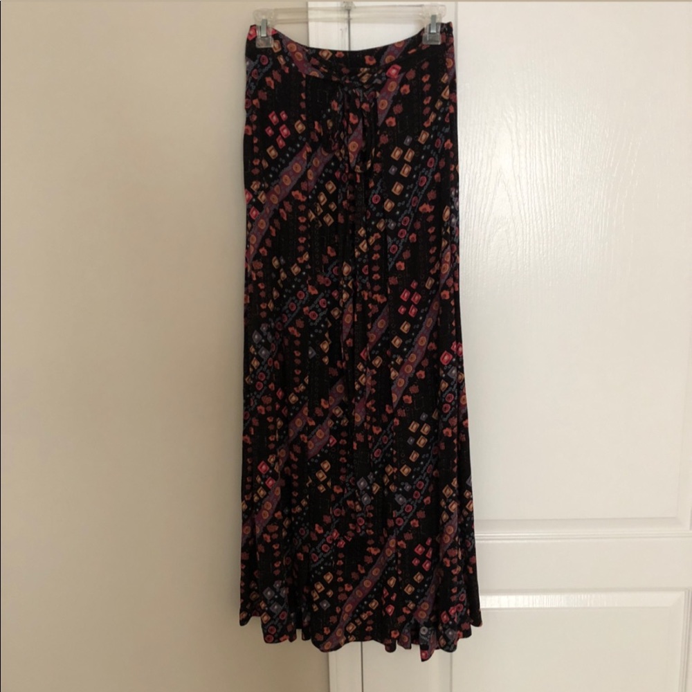 Maxi double slit printed skirt